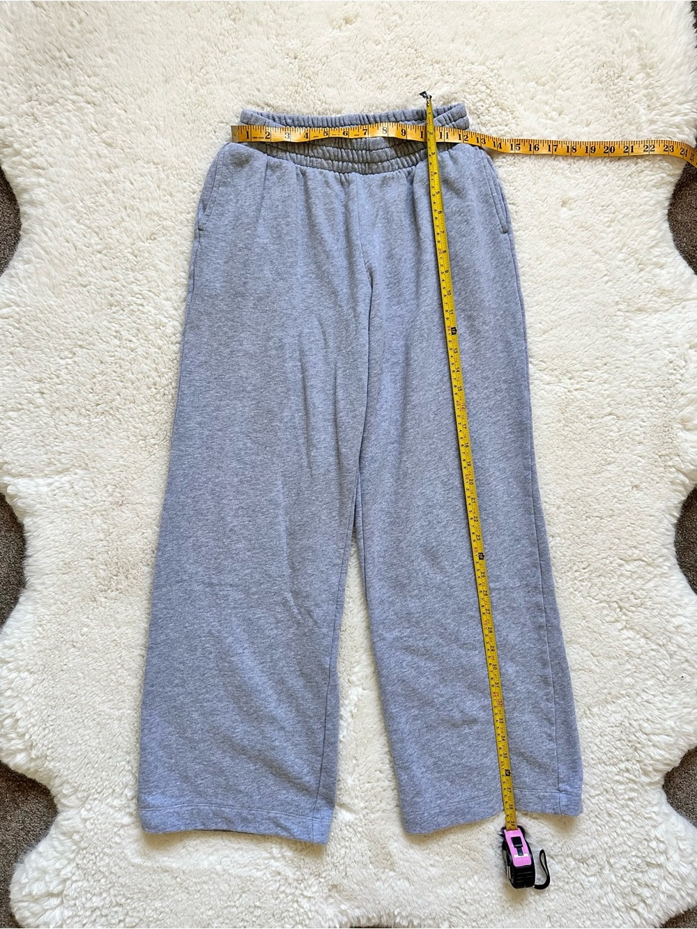 Old Navy Women’s 2Pack Highwaisted SoComfy Wide Leg Swearpants - Gray & Cream XS - Picture 11 of 15